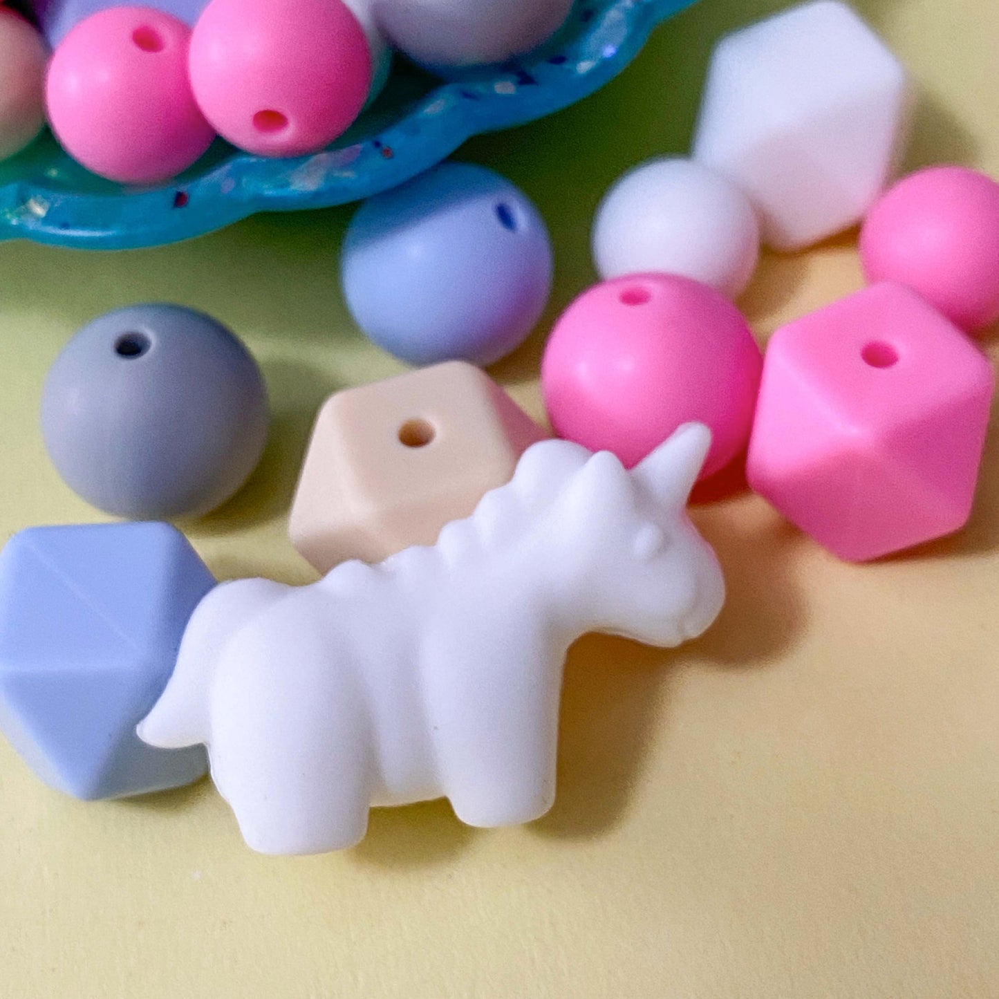 JUMBO DINOSAUR & ANIMALS SILICONE BEADS