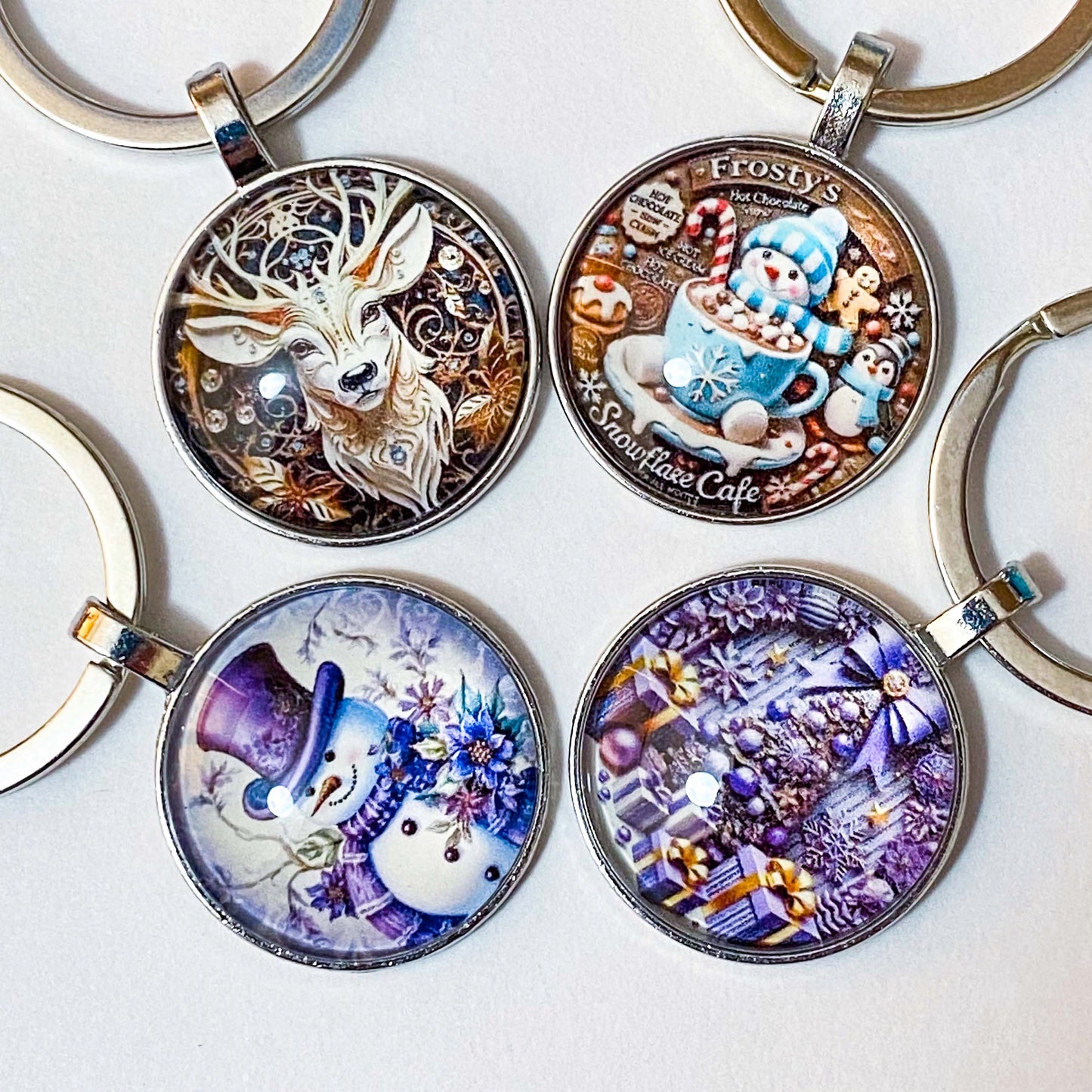 On SALE! Christmas GLASS CABOCHON Silver Tone KEYRING