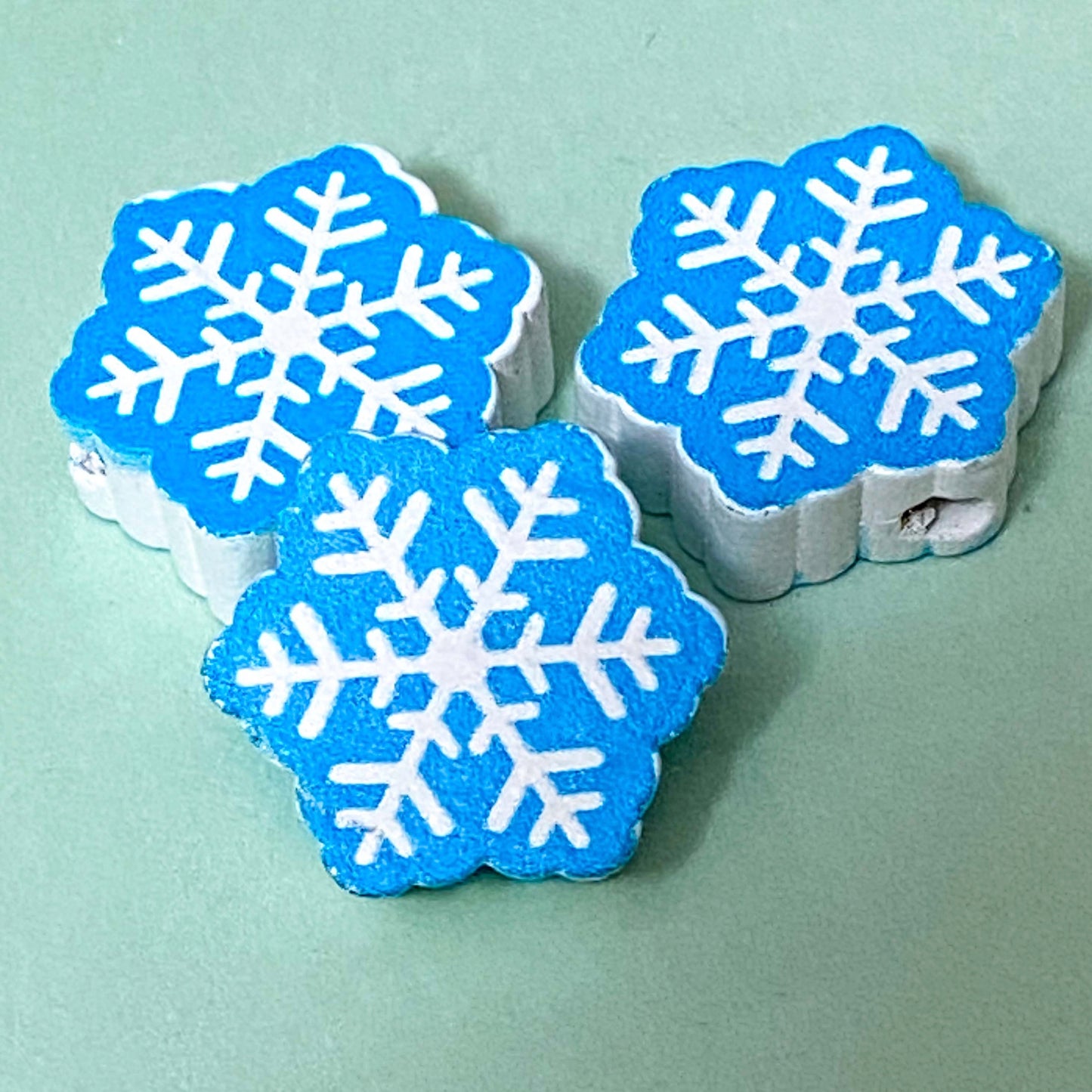 BLUE SNOWY JUMBO CHRISTMAS Wooden Beads 15mm to 20mm