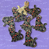 large black cat floral red flowers flower charm pendant gold tone metal cats uk craft supplies leaves green leaf foliage patterned decorated jewellery