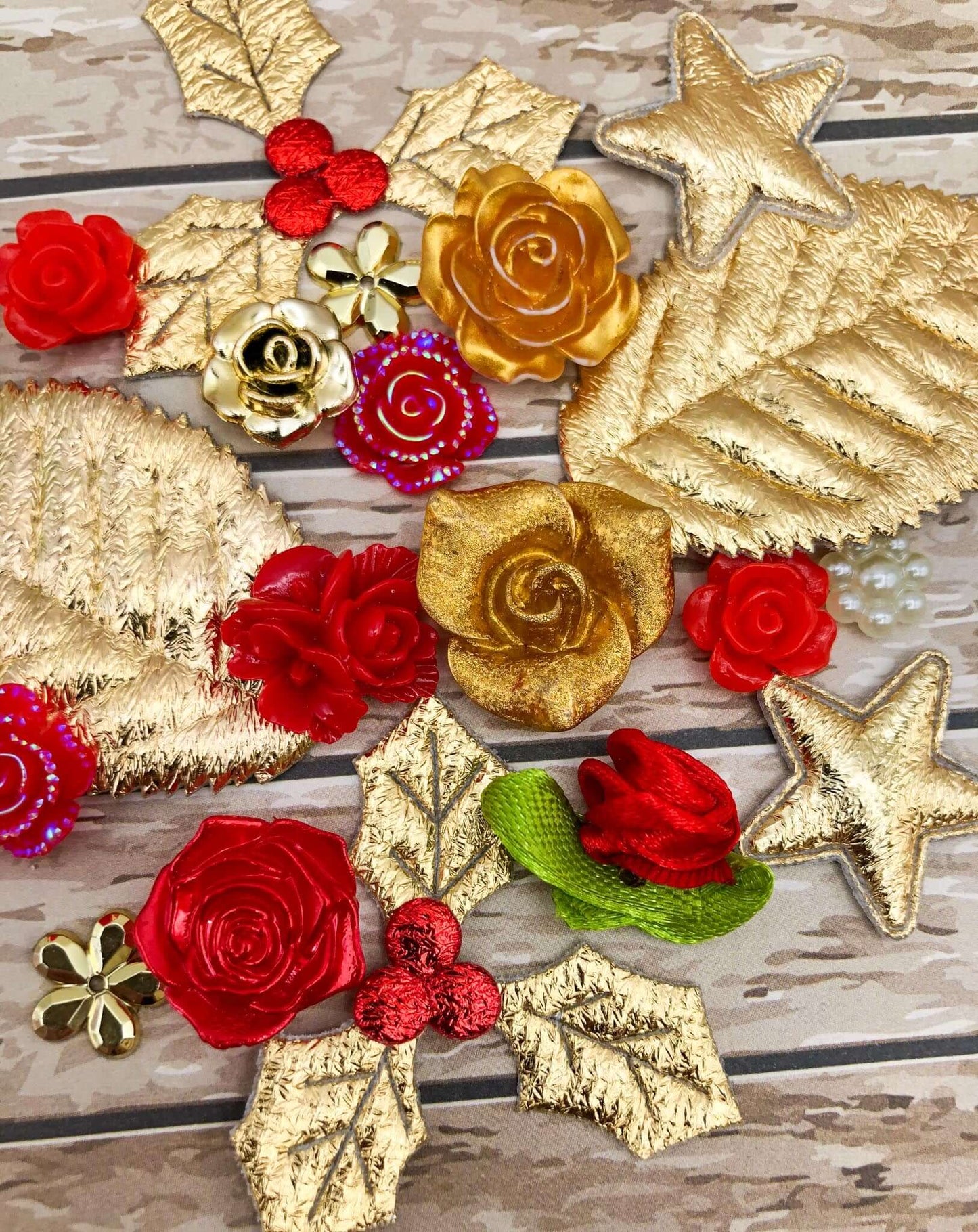 Festive Resin & Fabric FBs Bundles  Red & Gold