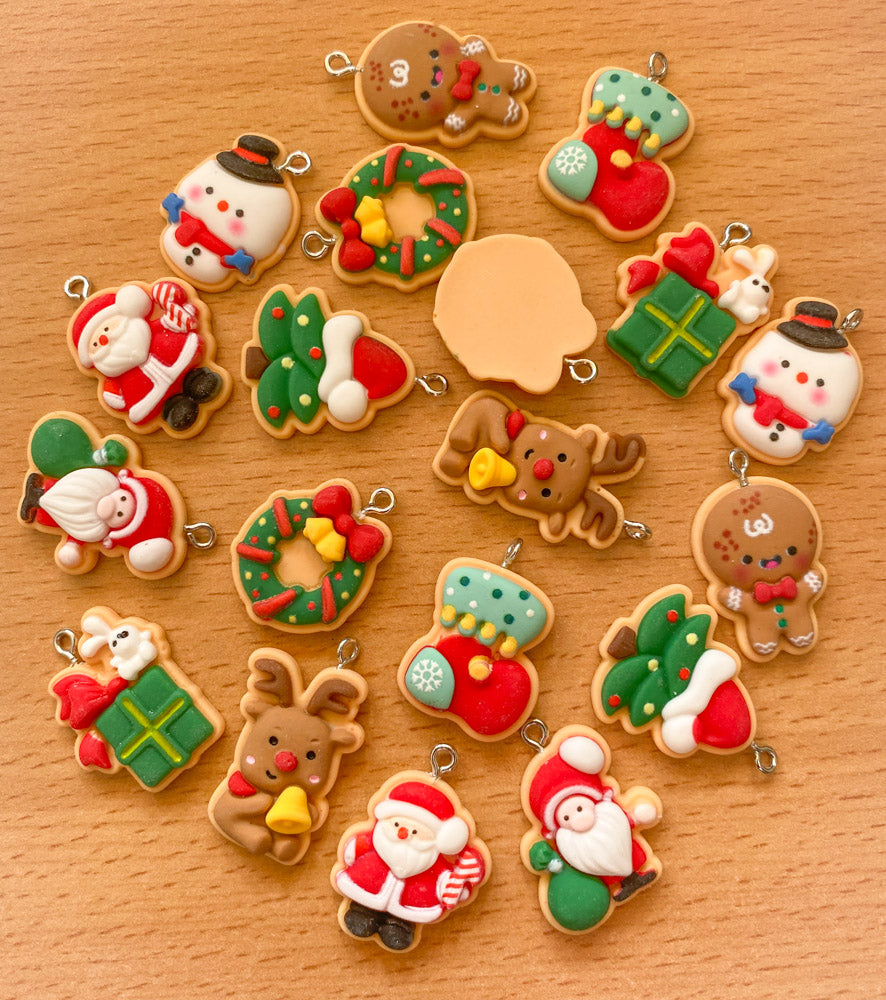 christmas festive gingerbread ginger bread cookie cookies charm charms resin cute kawaii uk craft supplies rudolph reindeer santa father tree snowman stocking boy man silver tone hooks pretty wreath bunny gift present