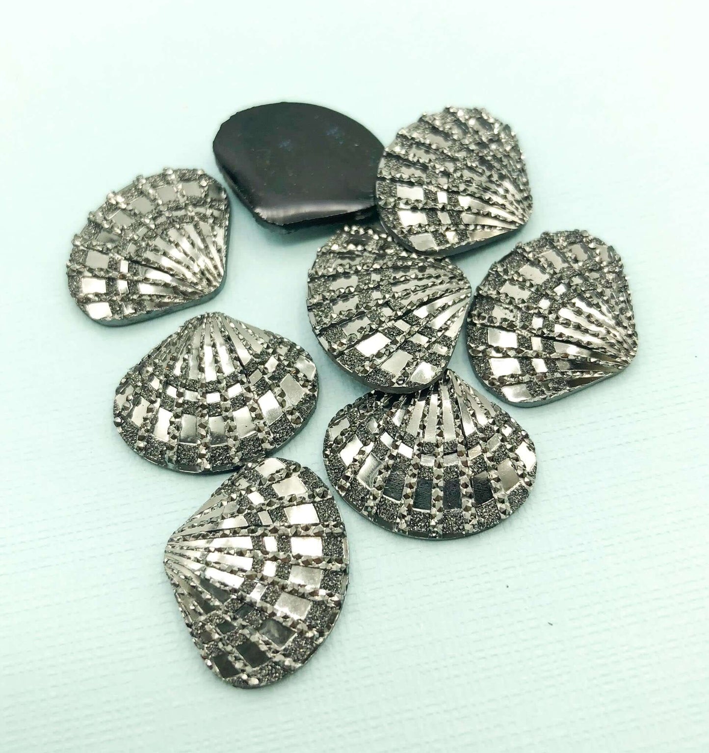 Glittery Sea Shell Acrylic Flat Back -BUNDLE OF 10
